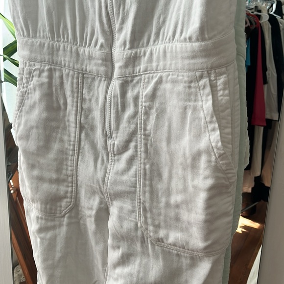 Rivetutility jumpsuit. White - Picture 6 of 7